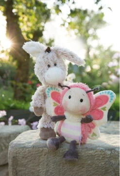 Nici 44932 Rosa Schmetterling Ca 18cm Plüsch Kuscheltier Hello Spring 12 Nici 44932 Rosa Schmetterling Ca 18cm Plüsch Kuscheltier Hello Spring -Nici Store 44932 08 Milieu 1396x2048