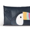 Nici 45169 Kissen Tukan Aus Kunstleder Mit Plüschapplikationen Tropicano Toucan -Nici Store 45169 01 HA Frei 792x487
