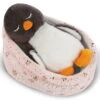 Nici 48356 Pinguin Noshy Schlafend Im Körbchen 12cm Plüsch Winter Friends GREEN -Nici Store 48356 01 HA Frei 2048x1844